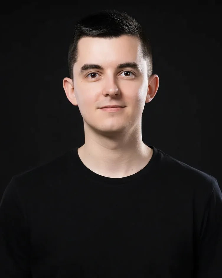 Portrait of Fabien Chareun